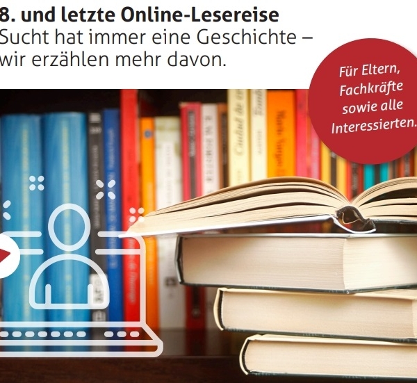 Eine Bücherwand mit offenen Büchern